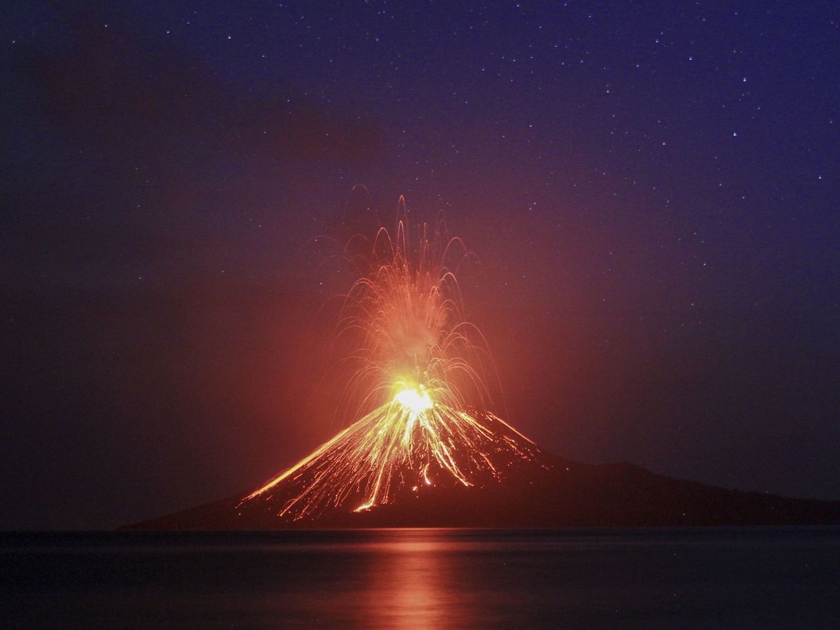 Foto: Mount krakatoa volcano eruptions
