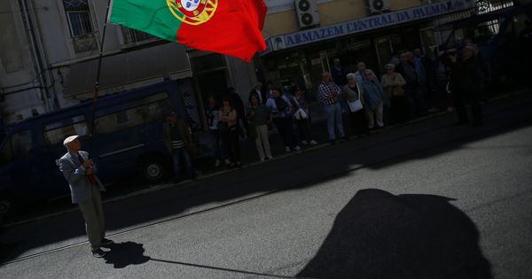 Foto: La bandera de Portugal. (Reuters)