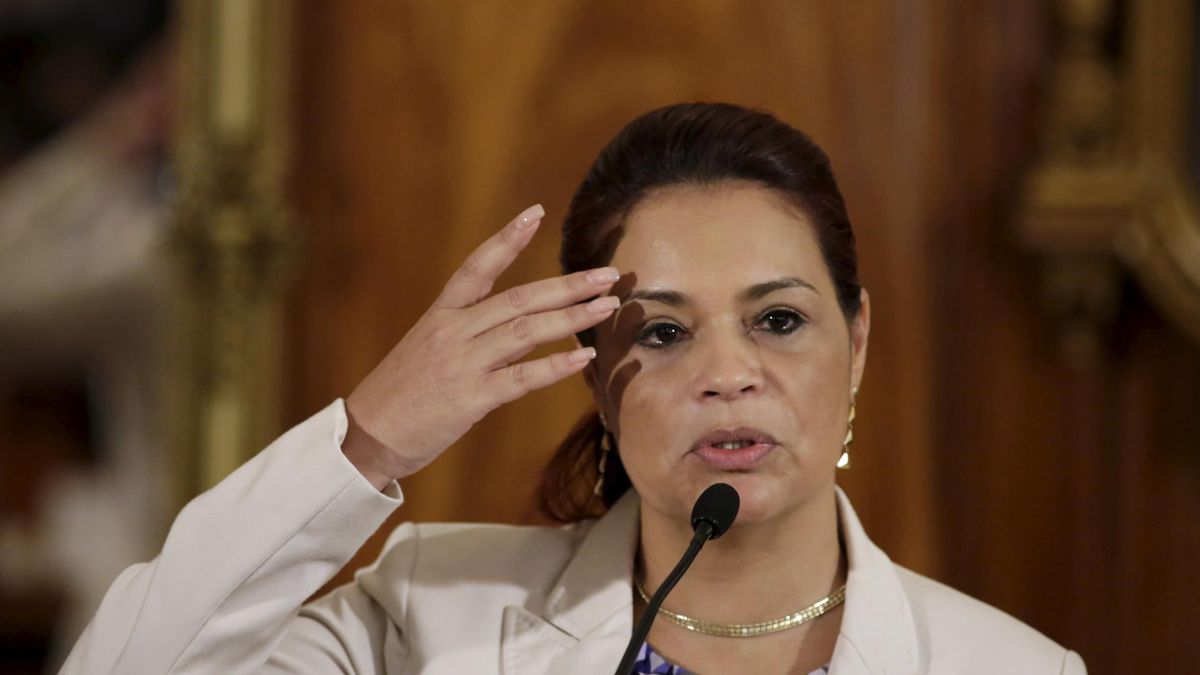 La vicepresidenta de Guatemala dimite en medio de escándalo de corrupción