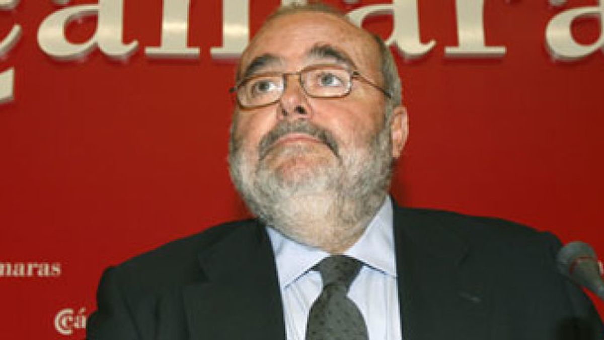 Gómez Navarro presenta su dimisión como presidente de las Cámaras