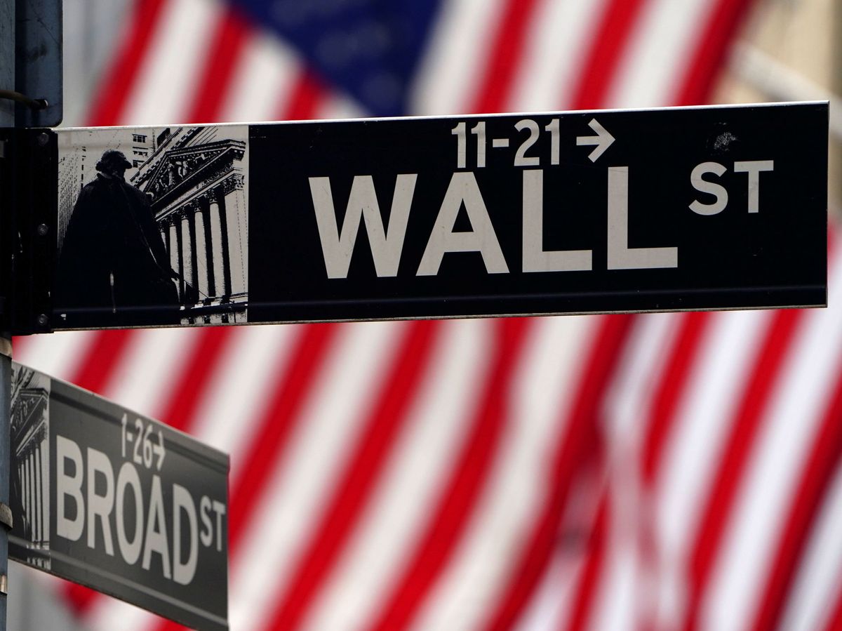 Foto: Señal de la calle de Wall Street. (Reuters)