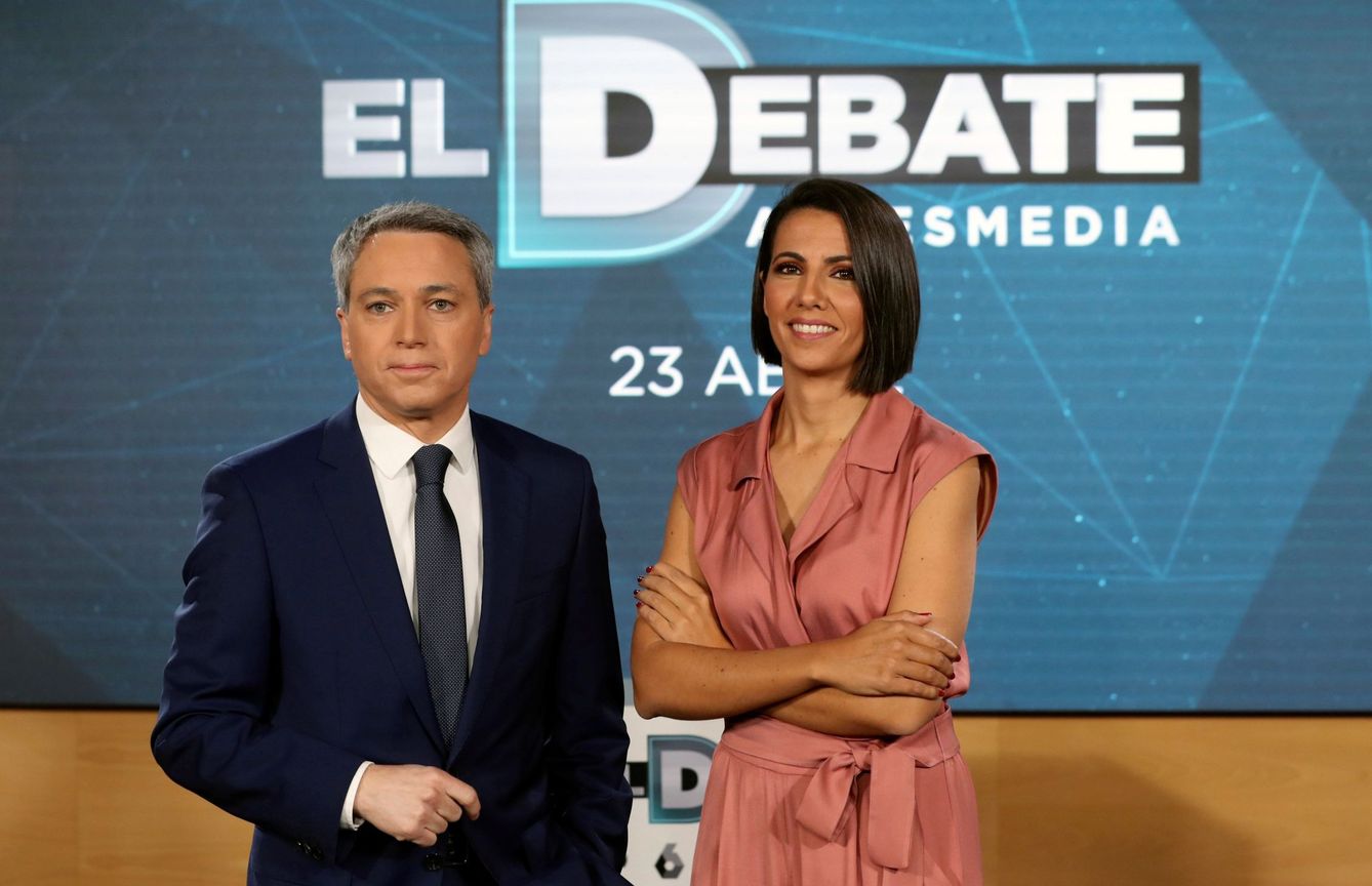 Ana Pastor y Vicente Vallés durante la presentación de 'El debate de Atresmedia'. (EFE)