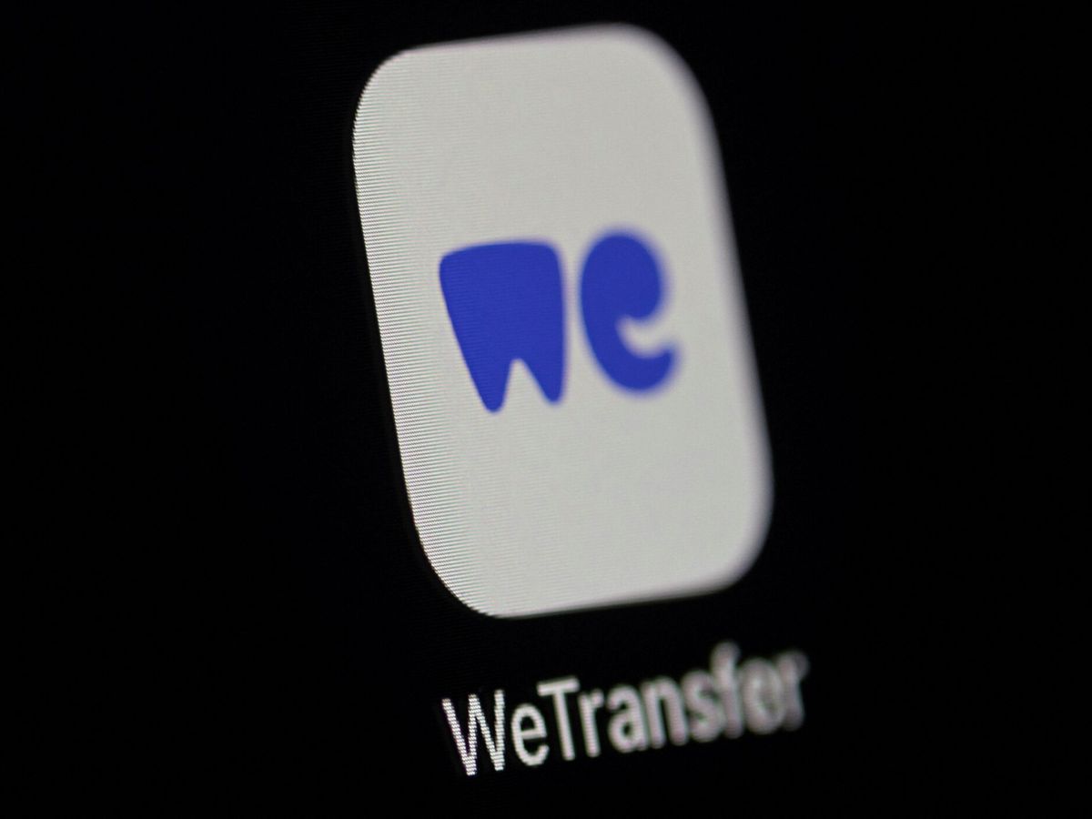 Foto: Logo de WeTransfer. (Reuters/Dado Ruvic)
