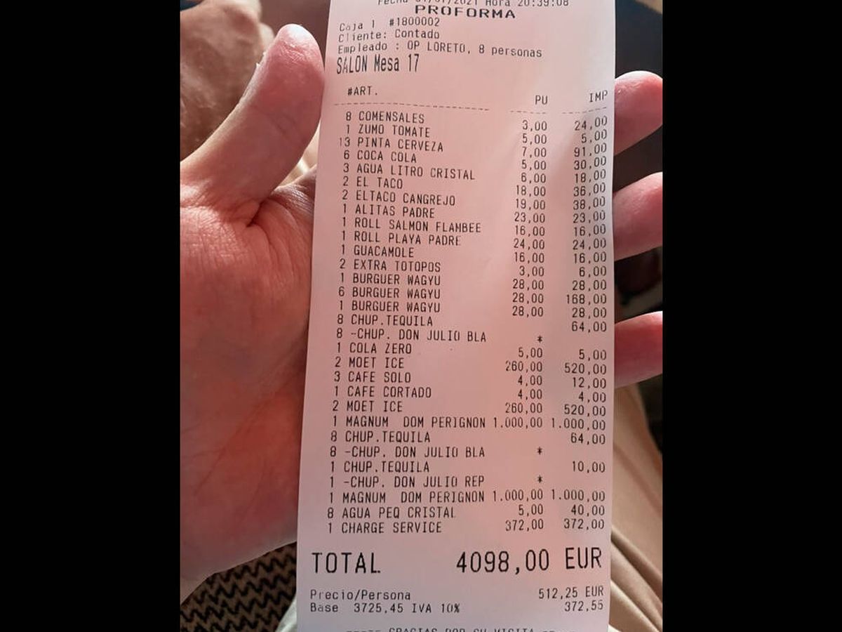 Foto: Se gastan 4.000 euros en hamburguesas y Dom Perignon (Twitter/kike_moris)