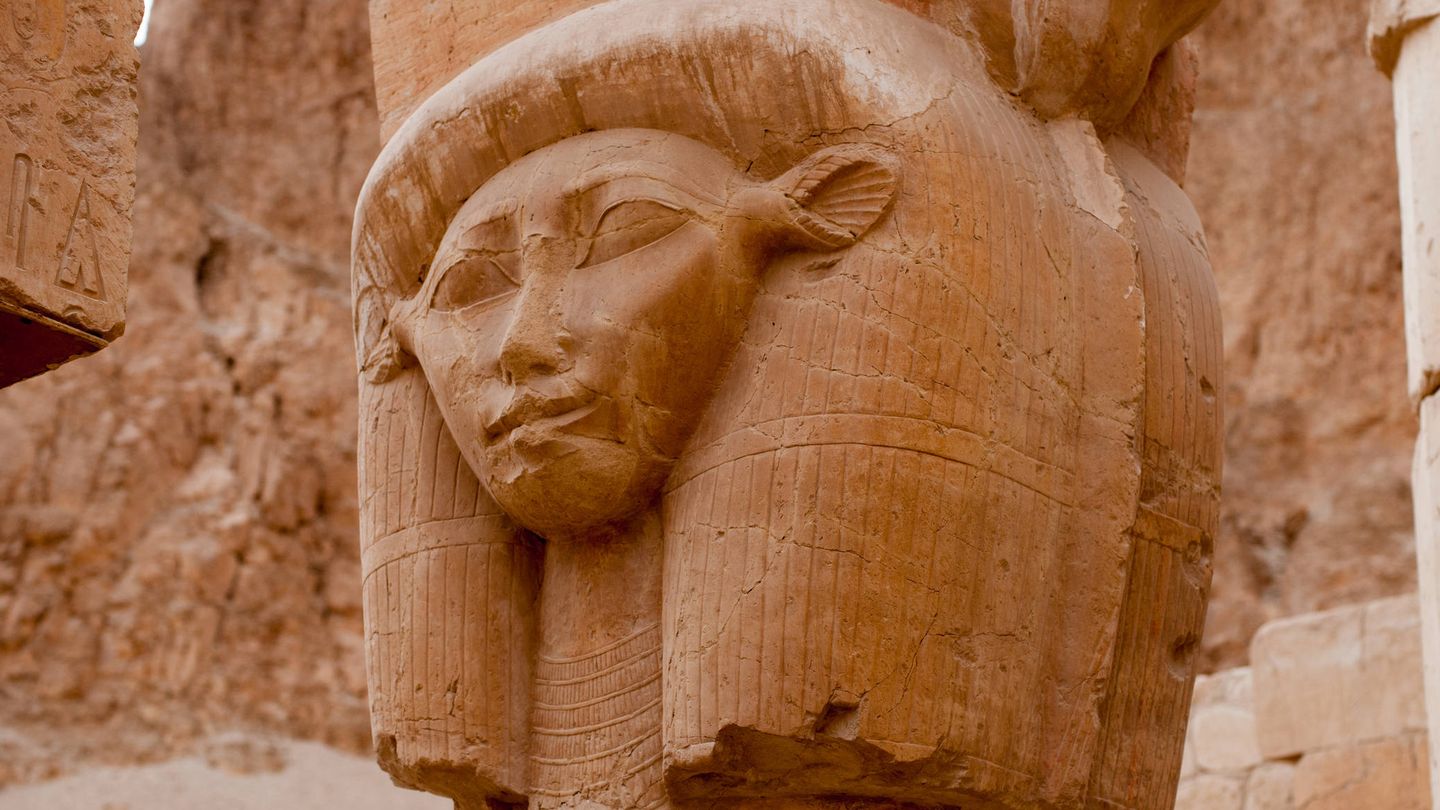 Rostro de Hatshepsut con atributos femeninos. (iStock)