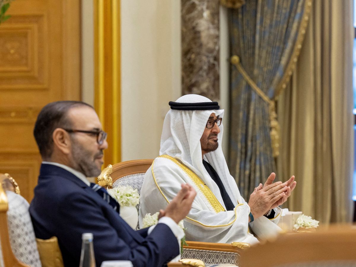 Foto: El Rey Mohamed VI de Marruecos durante la recepción de su visita de Estado a Qasr Al Watan en Abu Dhabi. (Reuters/UAE Presidential Court)