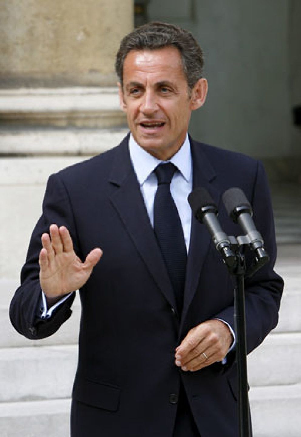 Foto: Sarkozy recibe una nueva carta de amenazas con un cartucho de fusil dentro