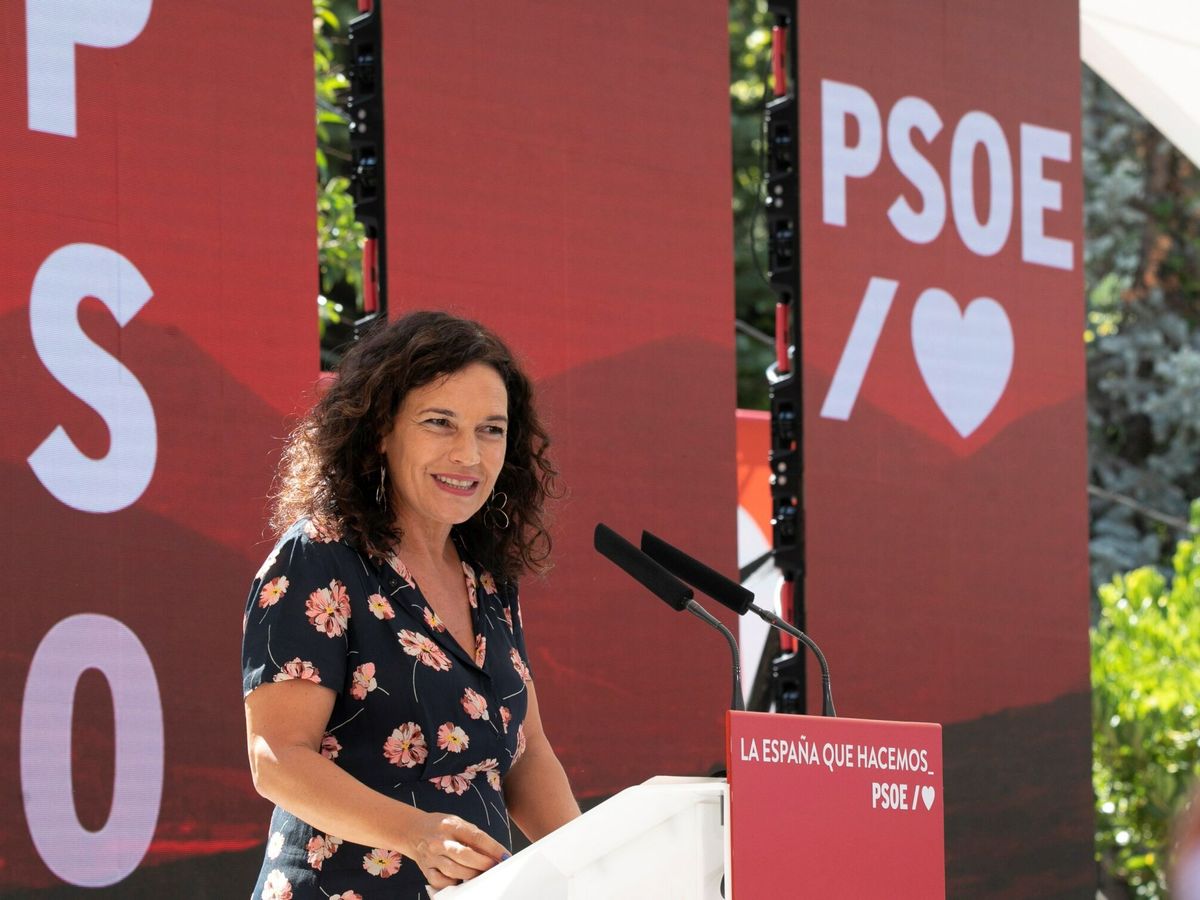 Foto: Lina Gálvez, en la presentación de la ponencia marco del XL Congreso del PSOE. (EFE/Eva Ercolanese)