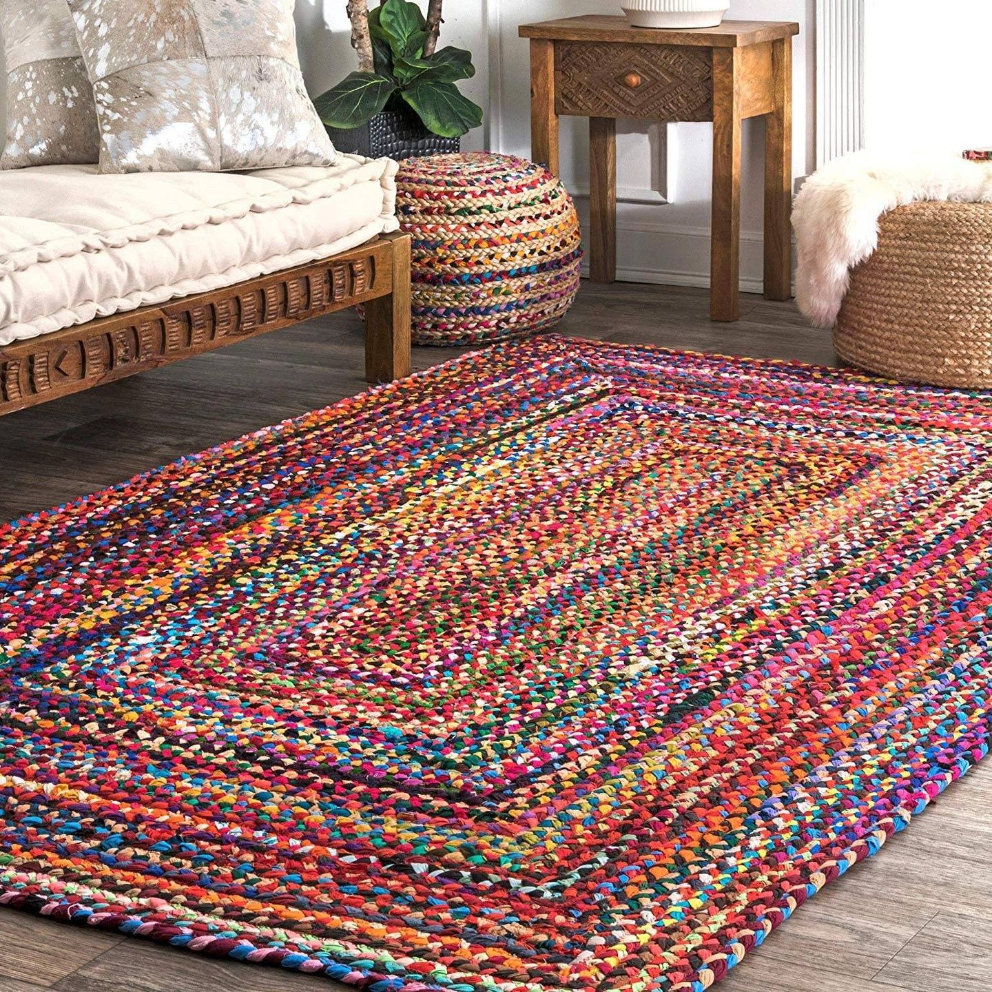 La alfombra multicolor que vende Amazon. (Cortesía)