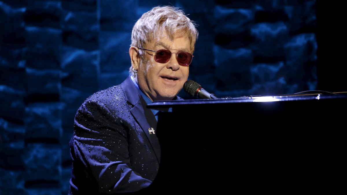 Elton John cancela sus próximos conciertos por una infección "potencialmente mortal"