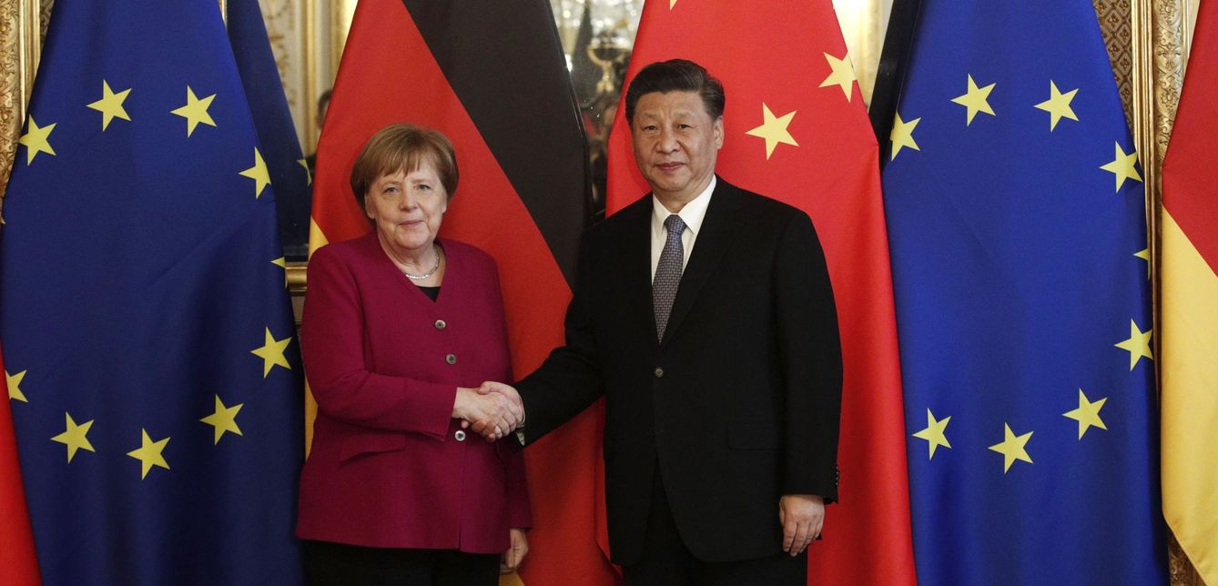 La canciller alemana, Angela Merkel (i), y el presidente chino, Xi Jinping. (EFE)