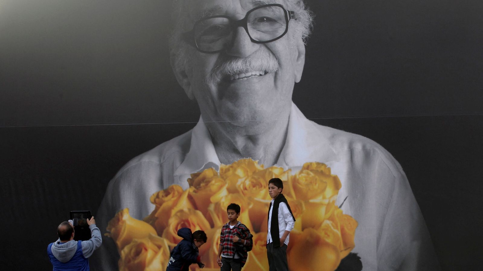 Gabriel García Márquez, escritor y periodista: "Lo importante es encontrar a alguien que, a cualquier altura de la vida, te regale las primeras veces"