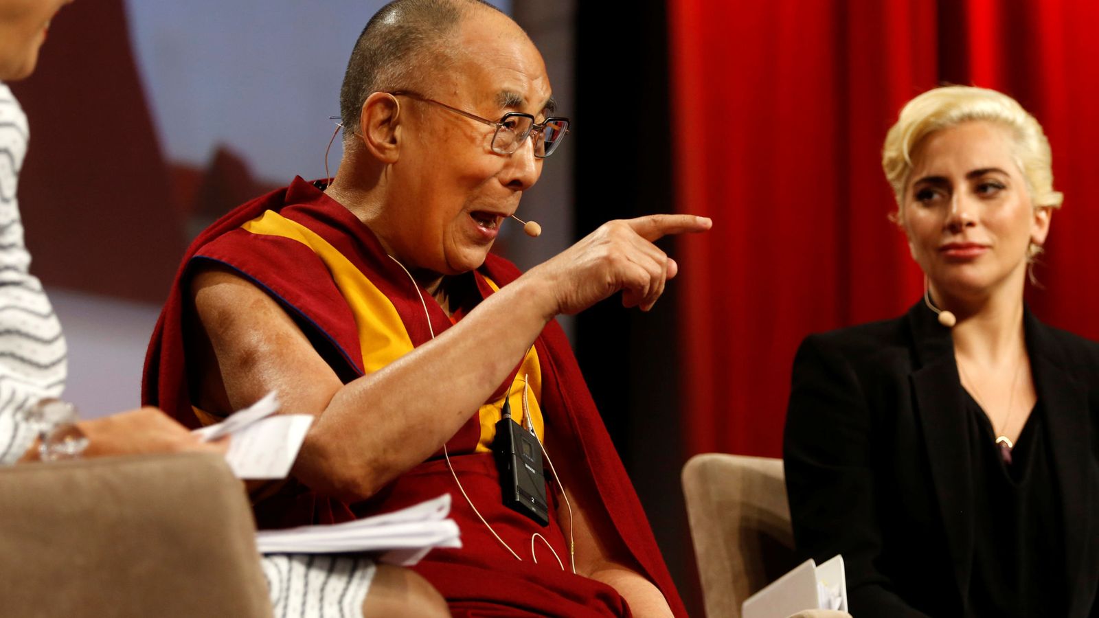 Foto: La imagen de la discordia entre Lady Gaga y el Dalai Lama (Reuters).