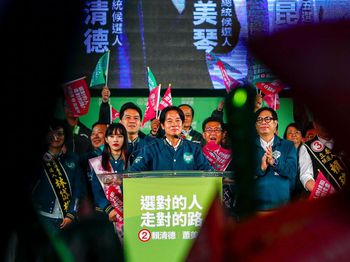 Foto: El candidato Lai Ching-te durante la campaña electoral en Taiwán. (EFE/ Daniel Ceng)