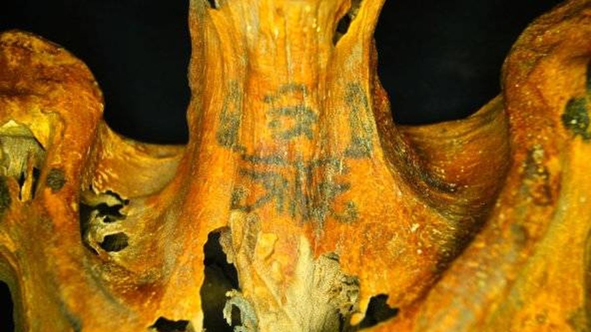 Descubren tatuajes en momias femeninas con 3.000 años de antigüedad 