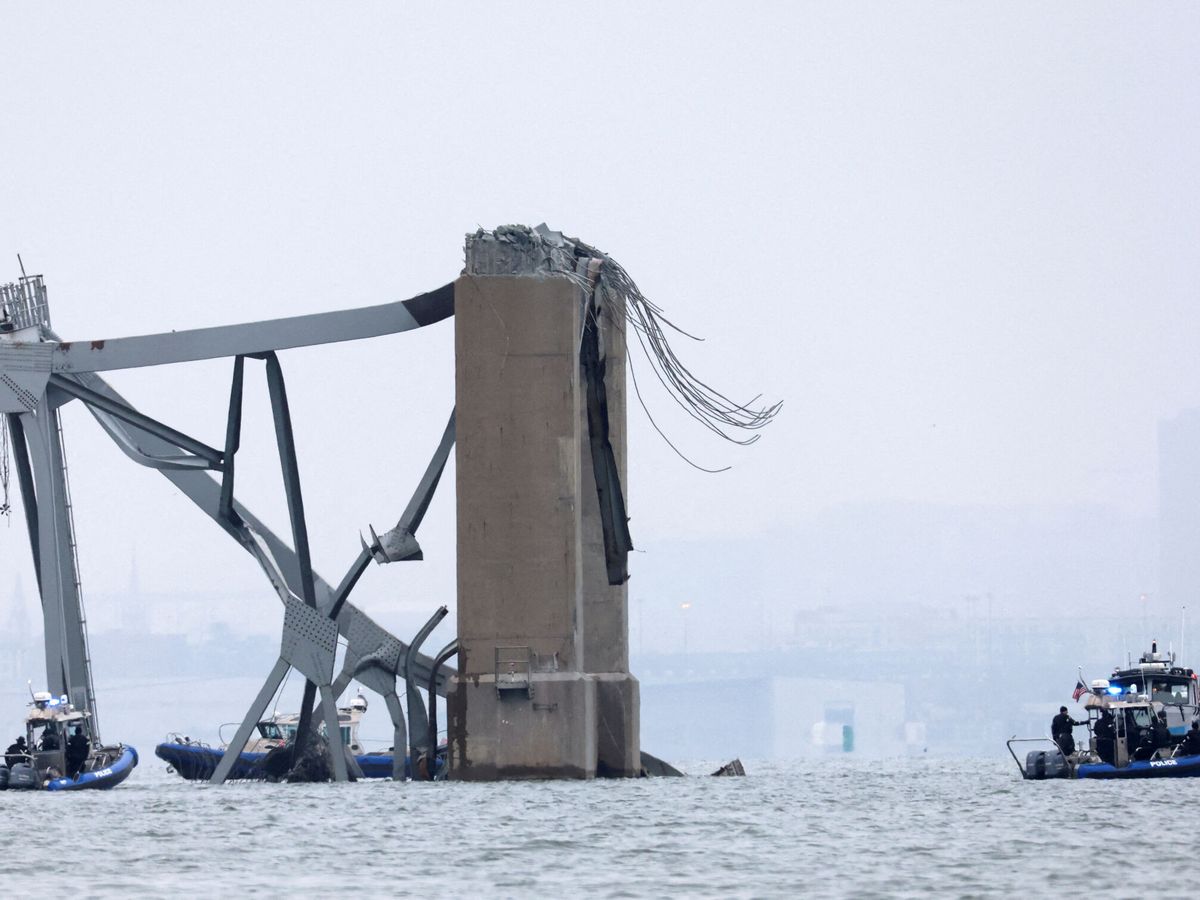 Foto: Vista del puente derribado en Baltimore. (Reuters/Mike Segar)