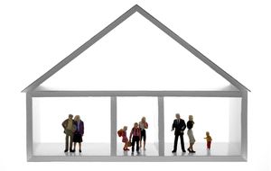 Somos familia numerosa: ¿puedo comprar dos casas contiguas y unirlas?