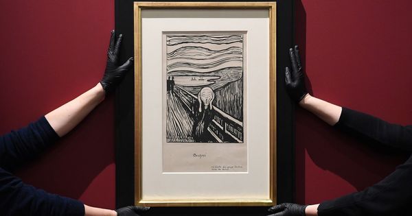 Foto:  Litografía de 'El Grito', del artista noruego Edvard Munch, durante la presentación de una instalación en el Museo Británico de Londres (Efe).