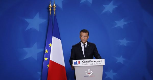 Foto: El presidente galo, Emmanuel Macron, ofrece una rueda de prensa durante la cumbre en Bruselas. (EFE)