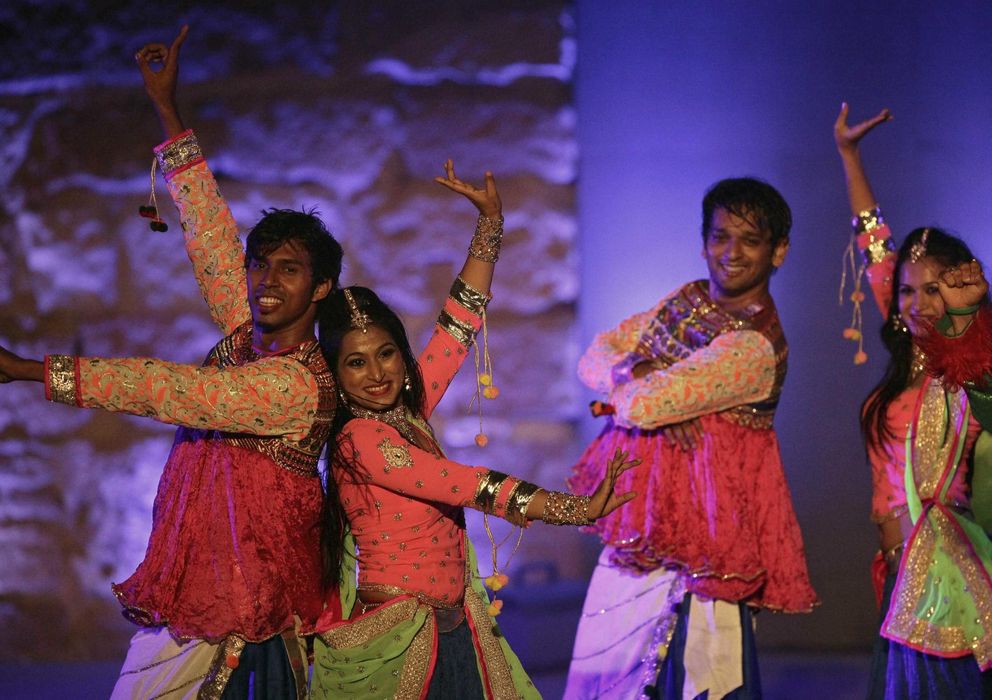 Foto: Danza india 'Bollywood express' (EFE)