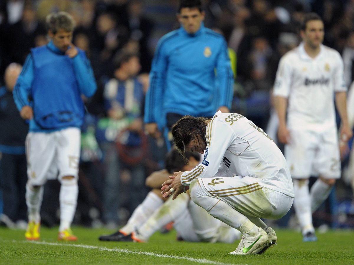 Foto: Sergio Ramos se lamenta tras el penalti fallado. (EFE/Pablo González Cebrián)