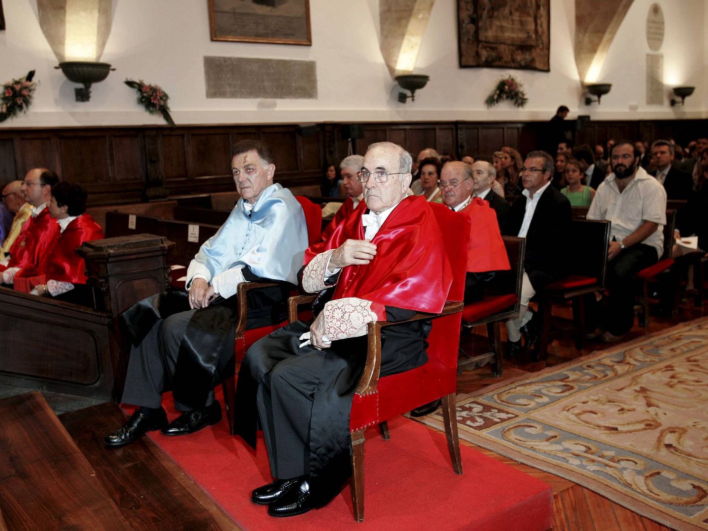 El investigador Francisco J. Ayala durante el acto de su nombramiento de doctor Honoris causa por la Universidad de Salamanca (J.M. García / EFE)