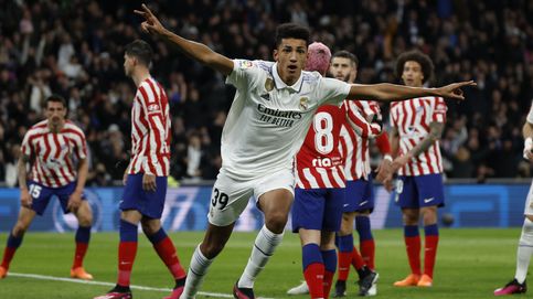 Álvaro Rodríguez salva un punto insuficiente para el Real Madrid, que se deja la Liga en el derbi