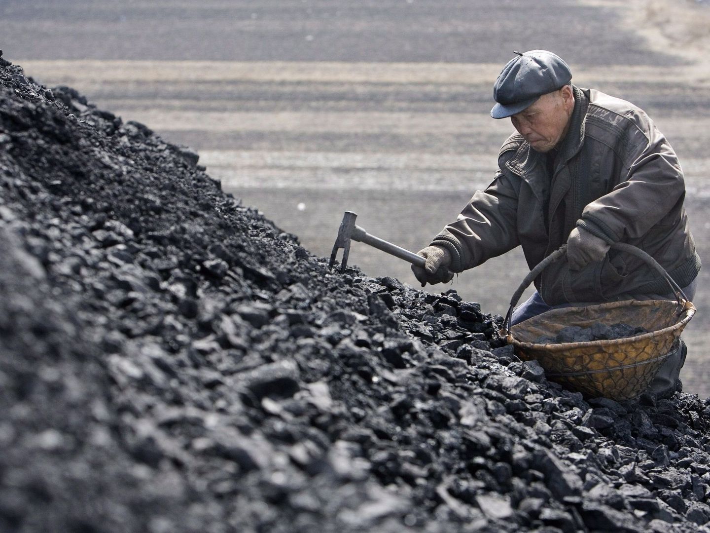La delegación china sigue aferrándose al uso del carbón (EFE)