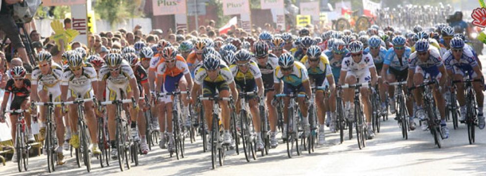 Foto: El Ayuntamiento de Barcelona acoge el Tour pero rechaza la Vuelta Ciclista a España