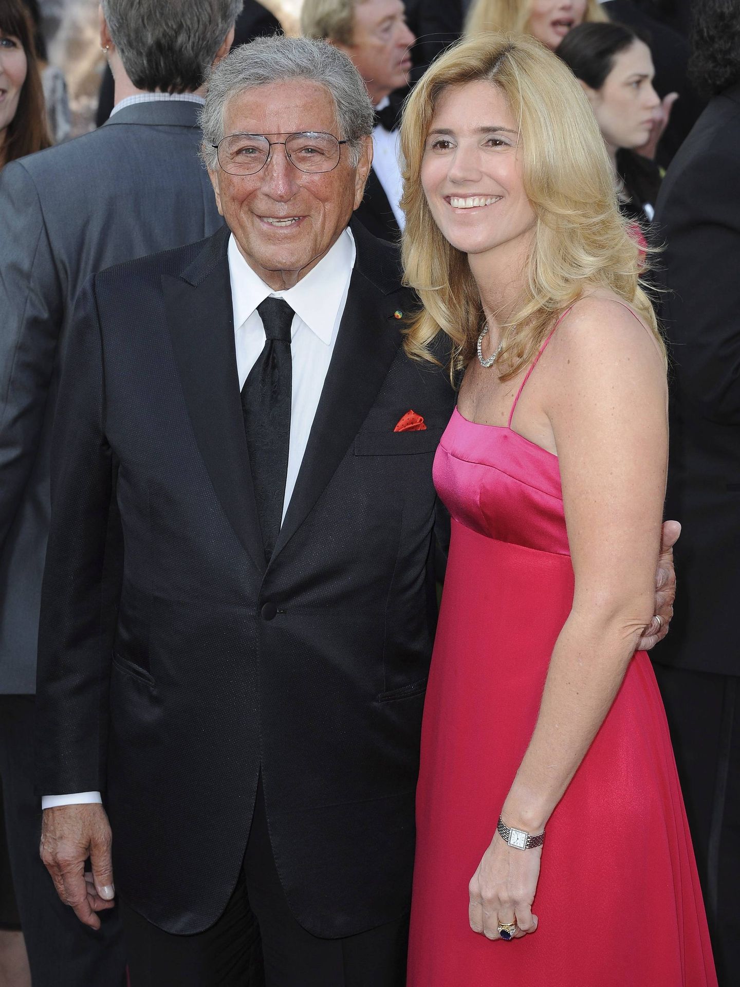 Tony Bennett, junto a mujer Susan Crow. (EFE/Mike Nelson)