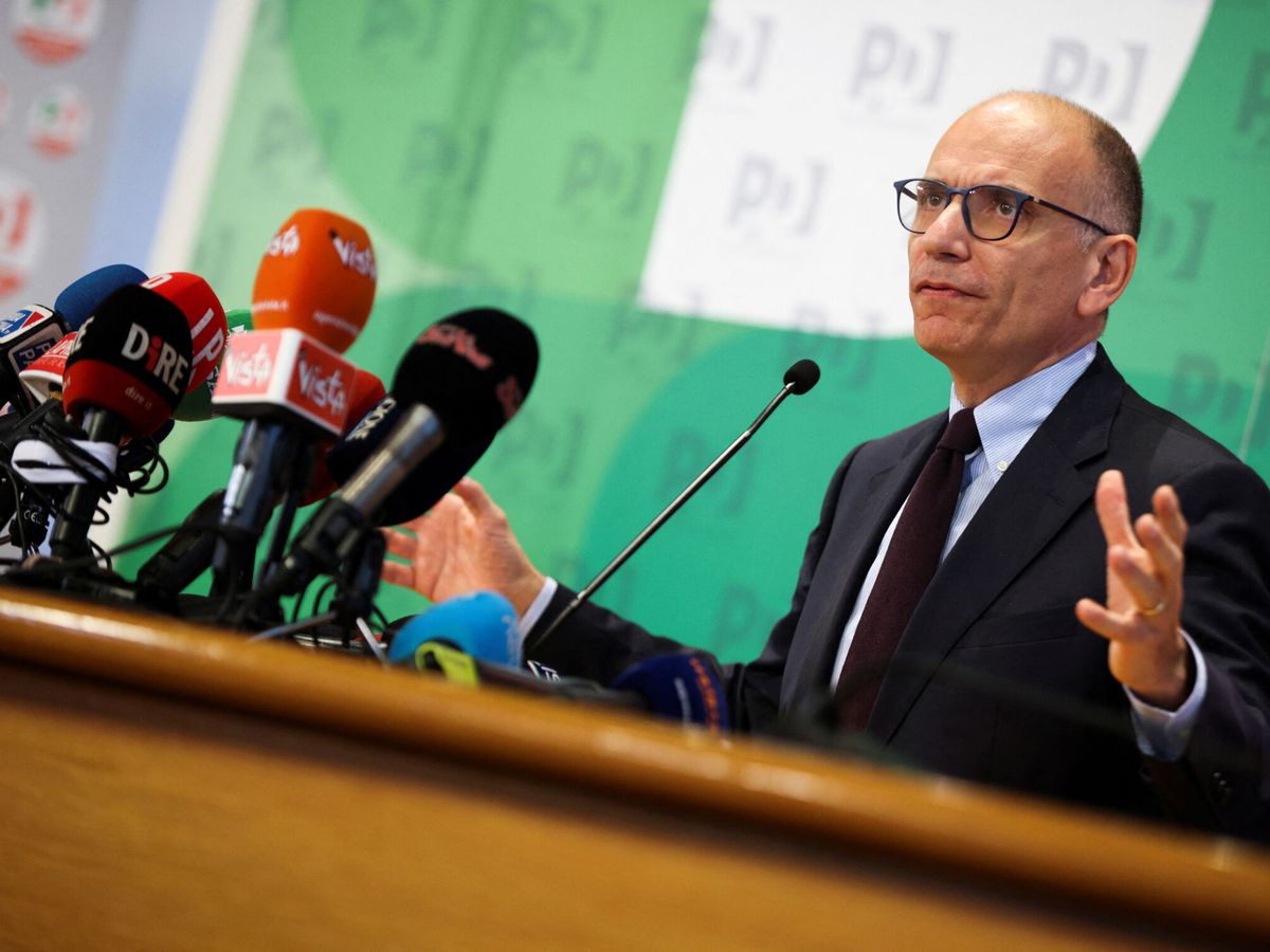 Foto: Enrico Letta valora los resultados en una rueda de prensa. (Reuters/Stoyan Nenov)