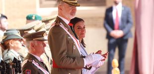 Post de Felipe VI vuelve a jurar bandera 40 años después con la Princesa como testigo