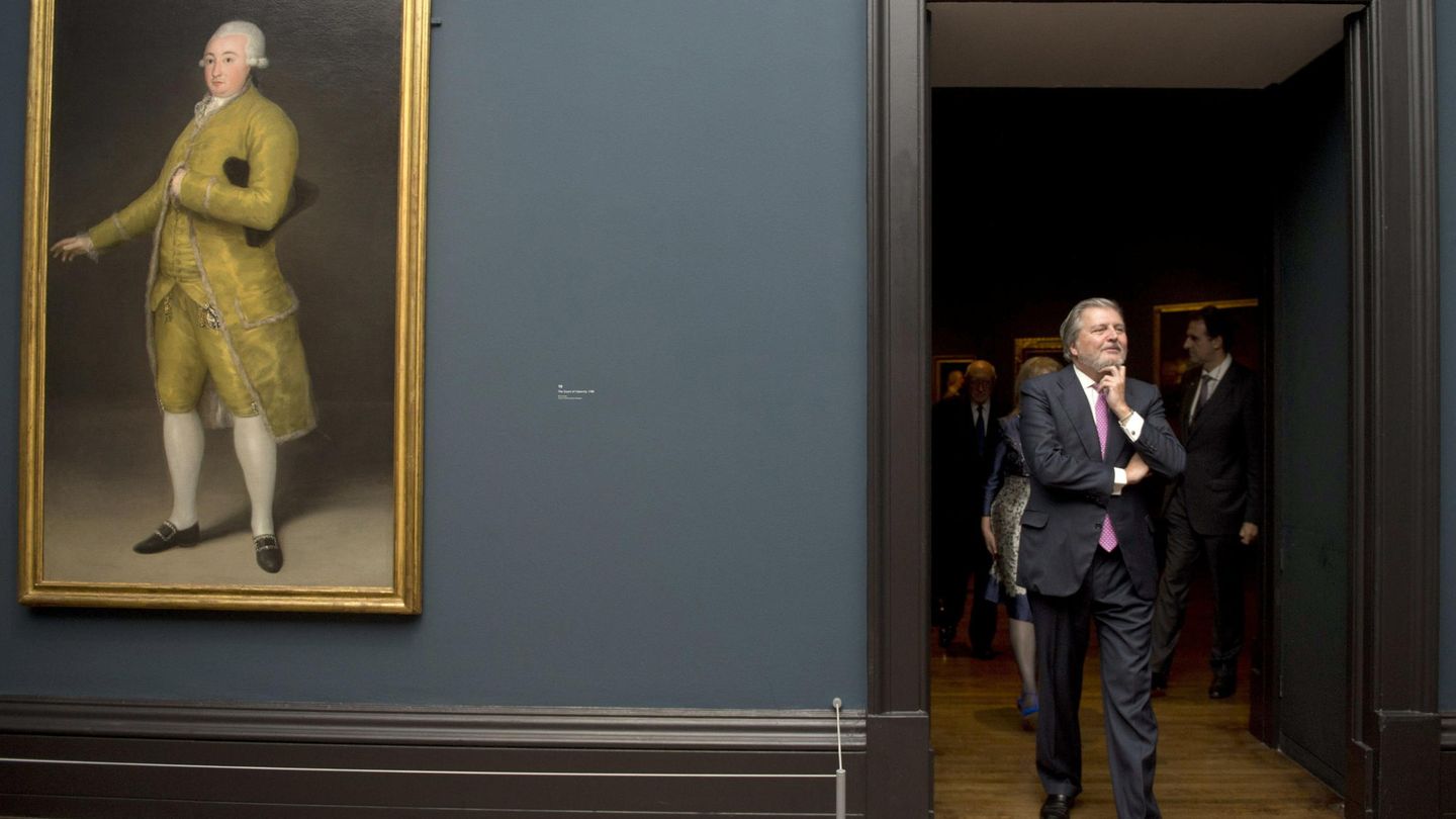 Iñigo Méndez de Vigo visita la exposición de Goya en la National Gallery (Efe)