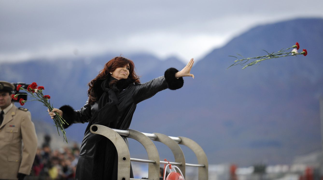 Cristina Fernández de Kirchner durante un homenaje a los soldados caídos en la Guerra de las Malvinas. (Reuters)