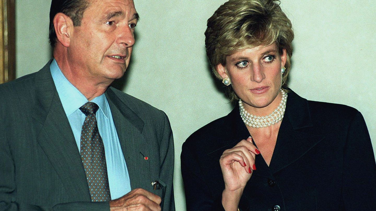 La princesa Diana, junto a Jacques Chirac en 1995. (Reuters)