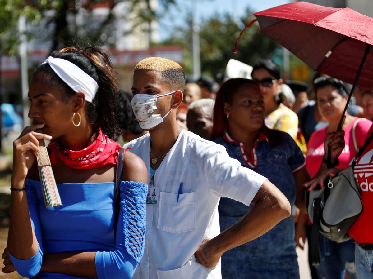 Foto: Cubanos empiezan a tomar medidas contra el coronavirus