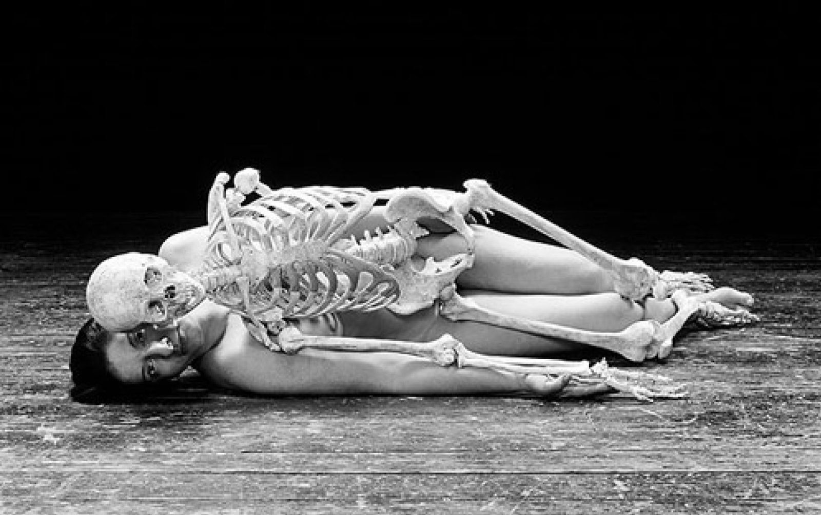 Foto: Marina Abramovic, la artista que creó con su cuerpo, en el MoMA