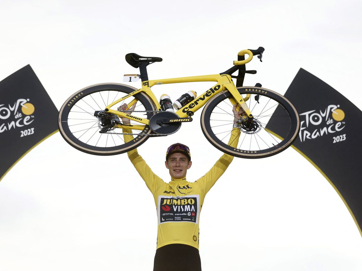 Foto: Vingegaard, campeón del Tour por segundo año. (Reuters/Benoit Tessier)