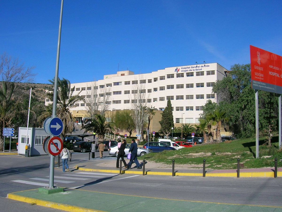 Foto: Hospital General de Elda. (Wikipedia/FoxR)