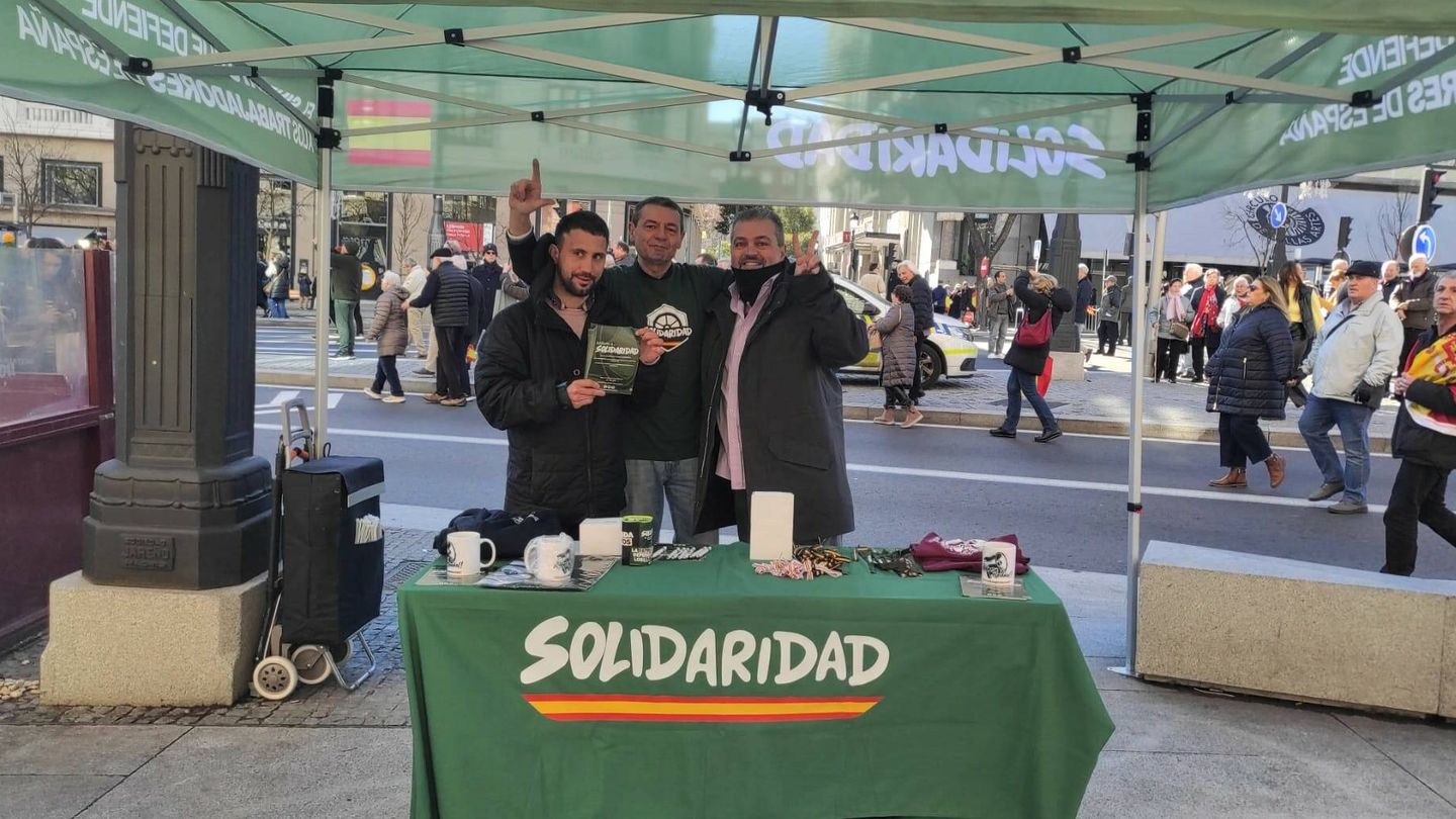 David, Jesús y José, del sindicato Solidaridad. (L.B.)