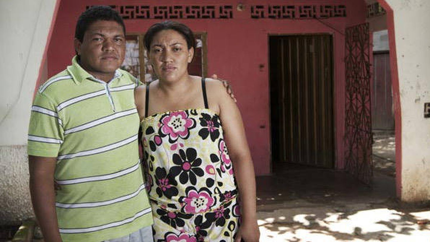 Rafael Arturo Méndez y Maira Marleny Méndez, dos vecinos de Chiriguaná que perdieron a su padre a manos de unos paramilitares. (Pax for Peace)