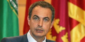 Zapatero encabeza el sector minoritario del PSOE en la polémica del 'Estatut'