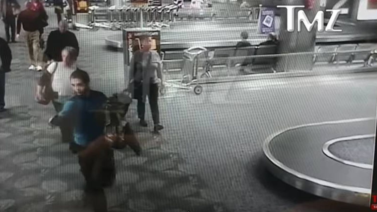Foto: Momento del vídeo del atacante.