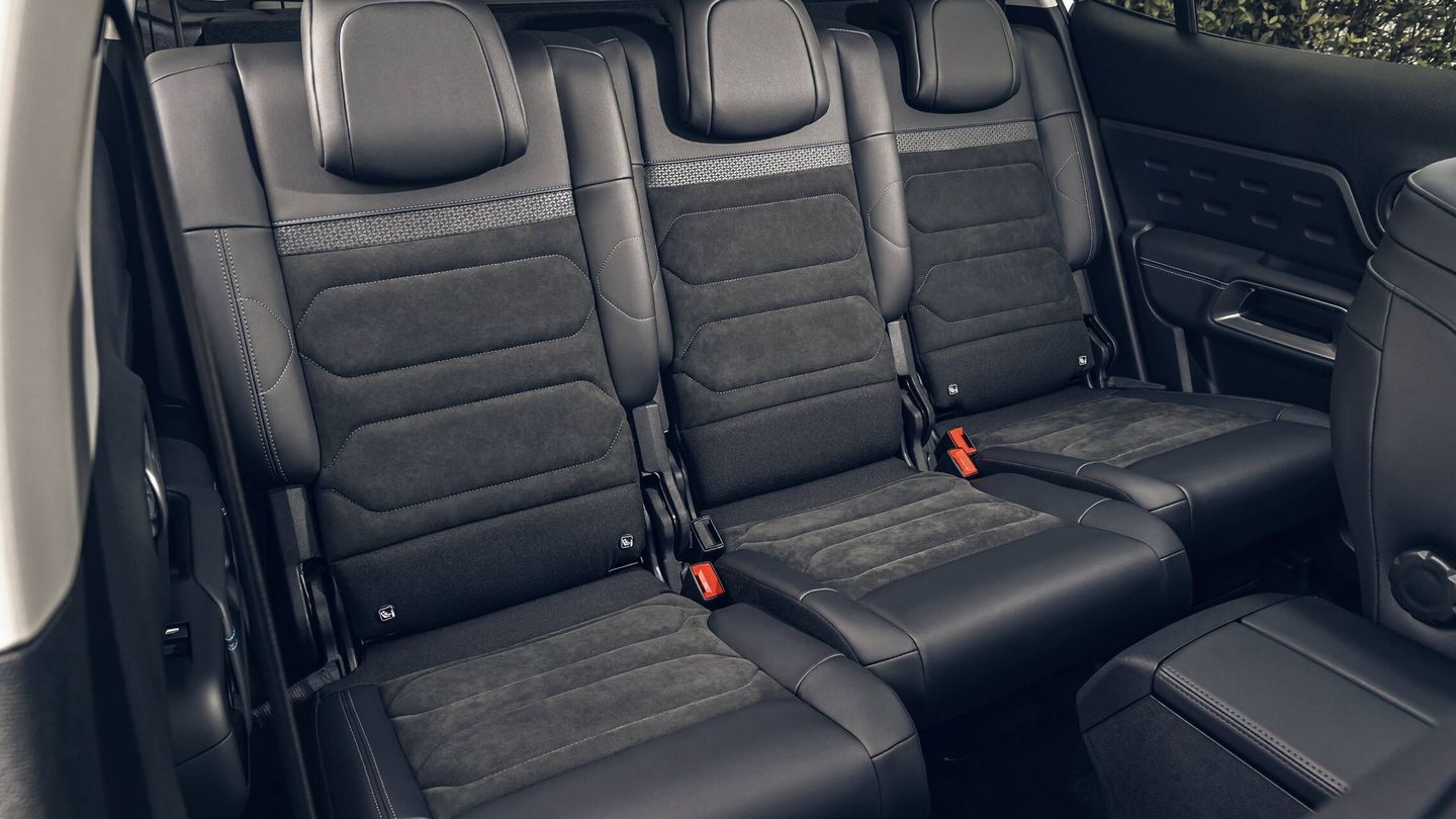 Sin cambios en la estupenda modularidad interior del C5 Aircross, uno de los SUV más prácticos.