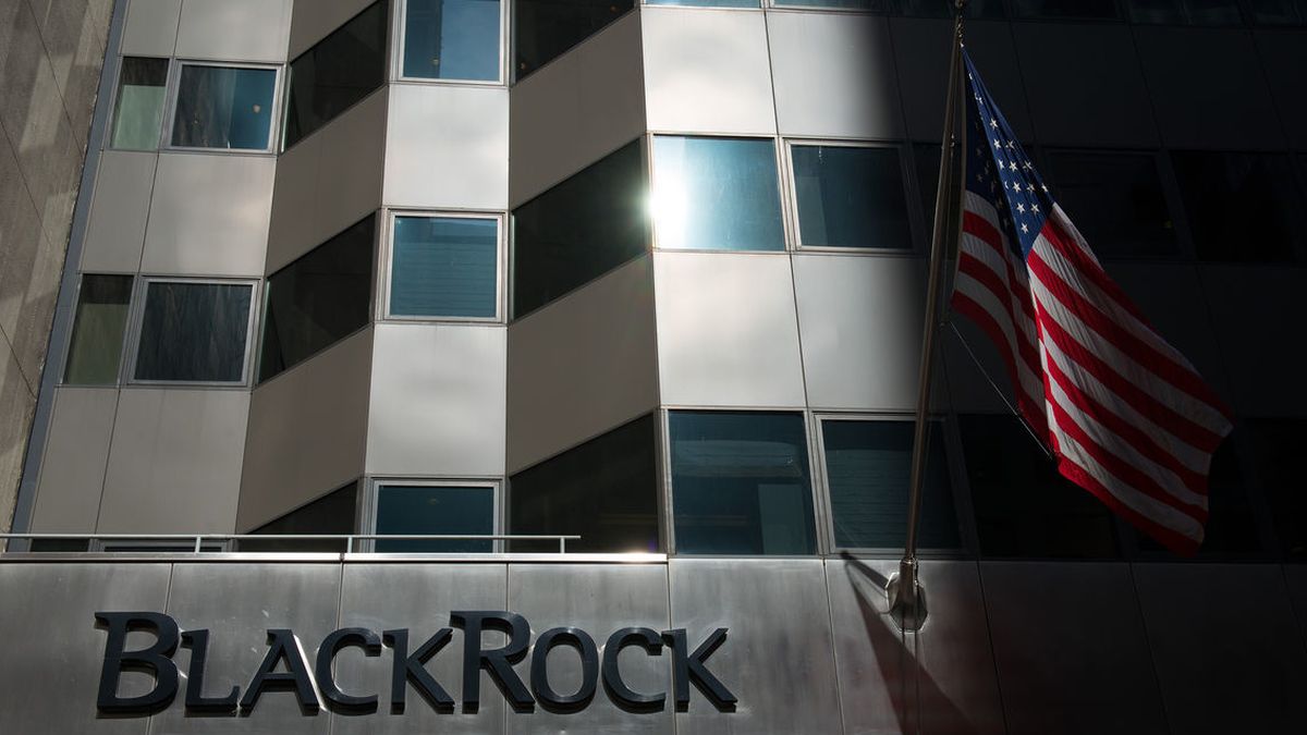 BlackRock logra uno de cada tres euros que las gestoras extranjeras captan en España