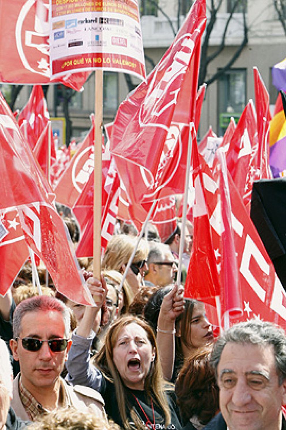 Foto: Los sindicatos piden actuaciones coordinadas para cambiar el modelo productivo