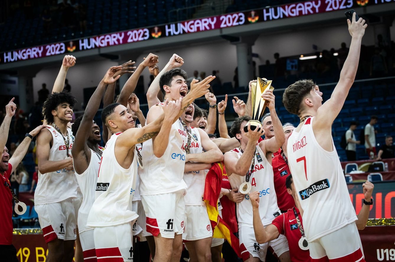 La selección Sub19 se ha proclamado campeona del Mundo este verano en Hungría. (FEB)