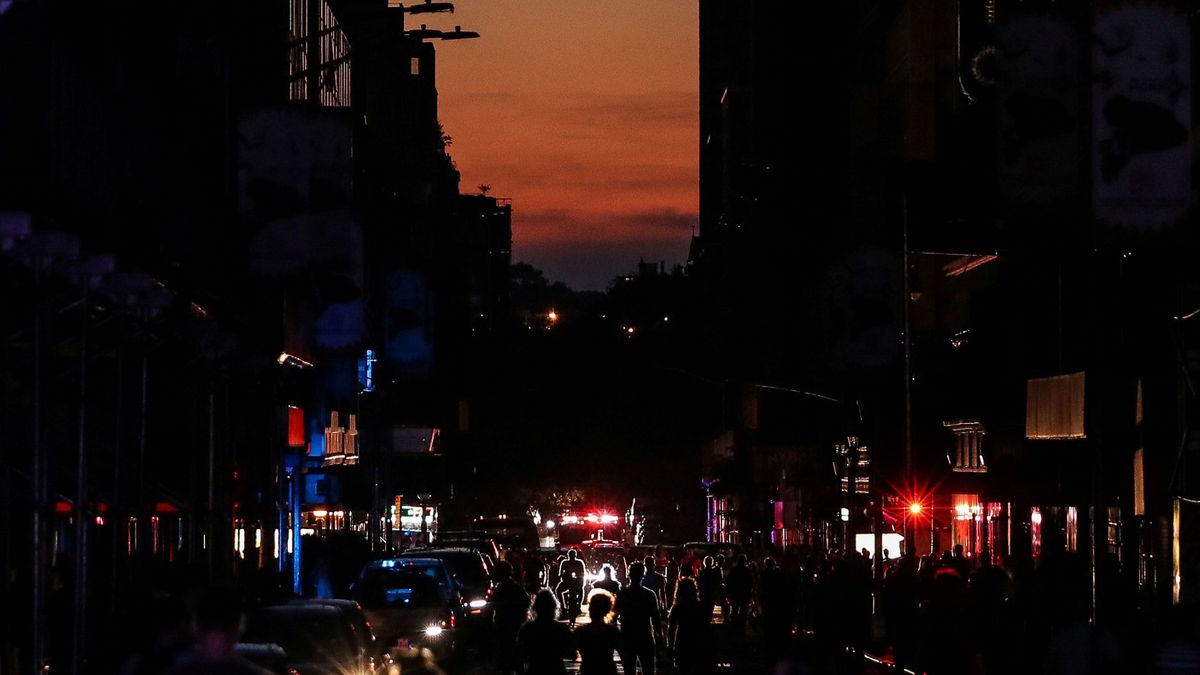Un apagón deja sin luz al centro neurálgico de Manhattan durante cuatro horas