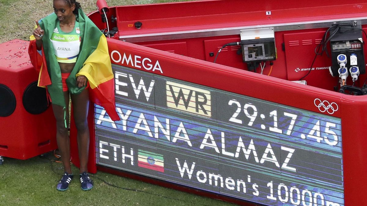 Almaz Ayana pulveriza el récord del mundo en los 10.000 y se lleva el oro en Río 2016