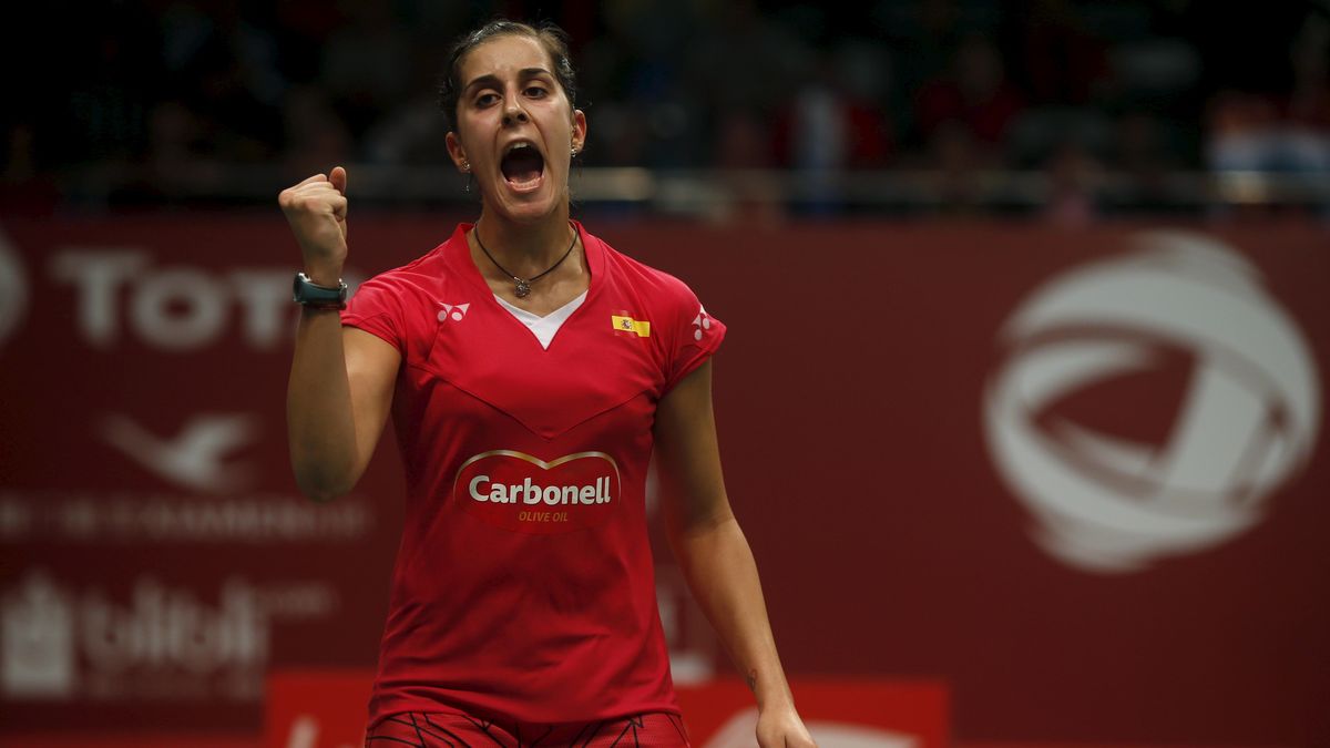 Carolina Marín sufre en su debut, pero ya está en octavos de final del Mundial